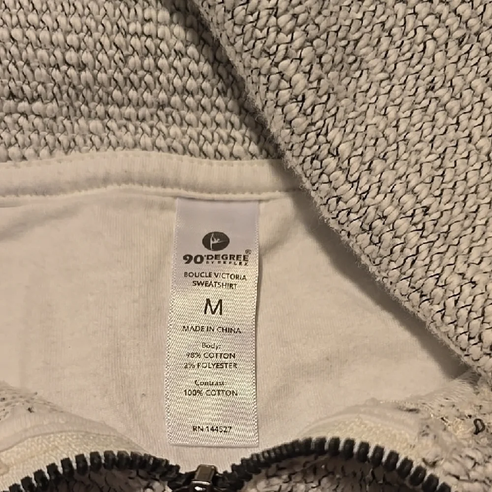 90 Degree By Reflex Women's Light Gray Long Sleeve Sweatshirt M